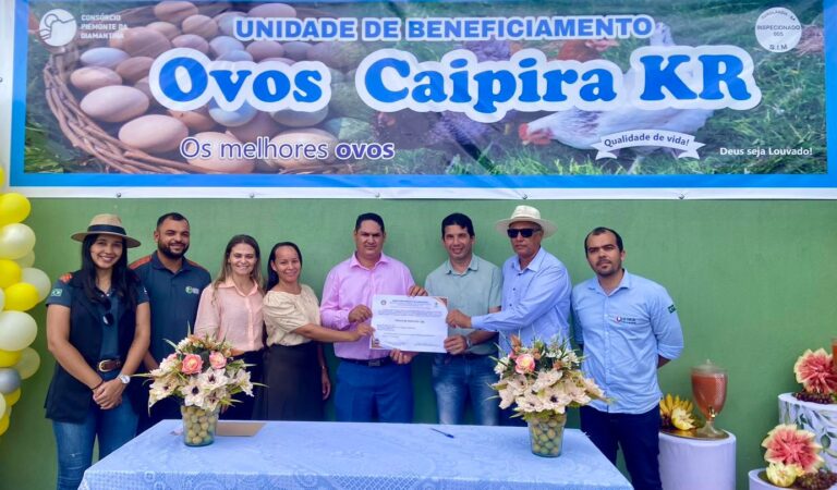 Agroindústria fortalecida: Entreposto de Ovos KR, em Ourolândia, recebe Selo de Inspeção Municipal