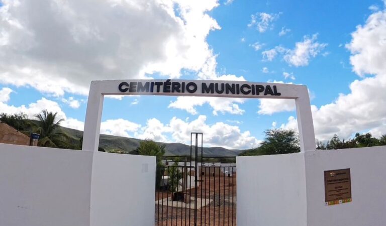Prefeitura de Umburanas conclui construção do muro do cemitério da comunidade de São José