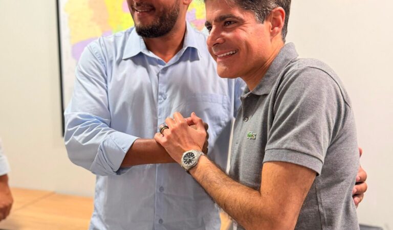 ACM Neto recebe apoio de ex-prefeito de Jacobina, Tiago Dias