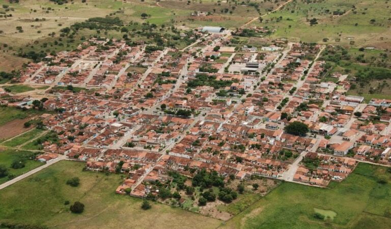 Licitação para pavimentação da BA-422 entre Várzea do Poço e Morrinhos é concluída