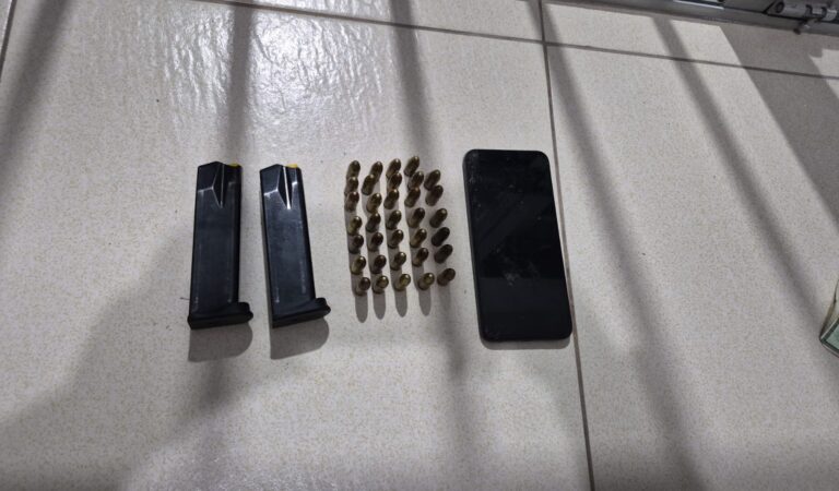 Homem é preso com carregadores e cartuchos de munição pela PMBA, em Jacobina
