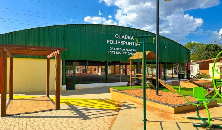 Prefeitura de Mirangaba entrega nova quadra poliesportiva da Escola Edite Dias, em Canabrava